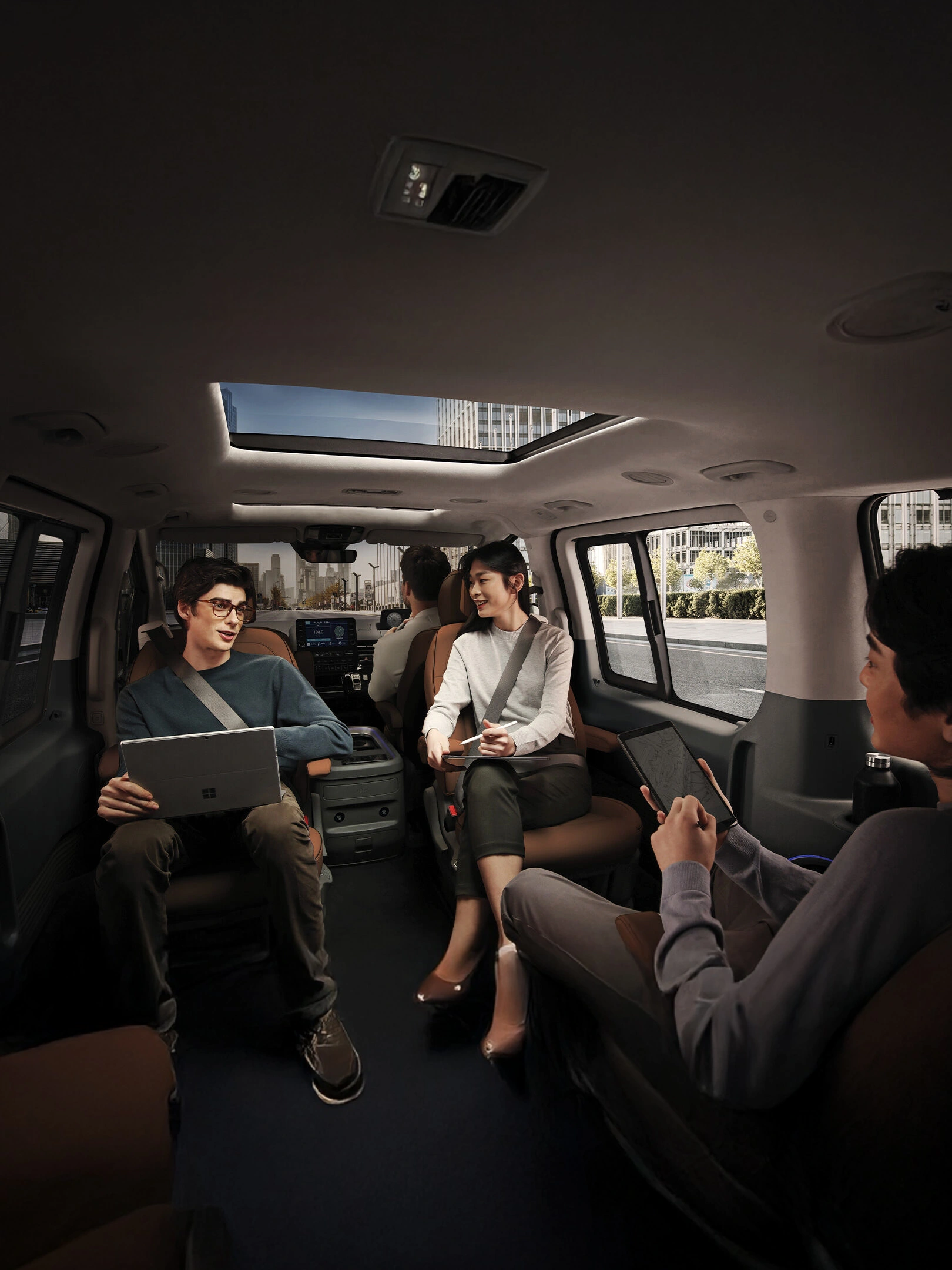 Staria 9 Seaters Signature